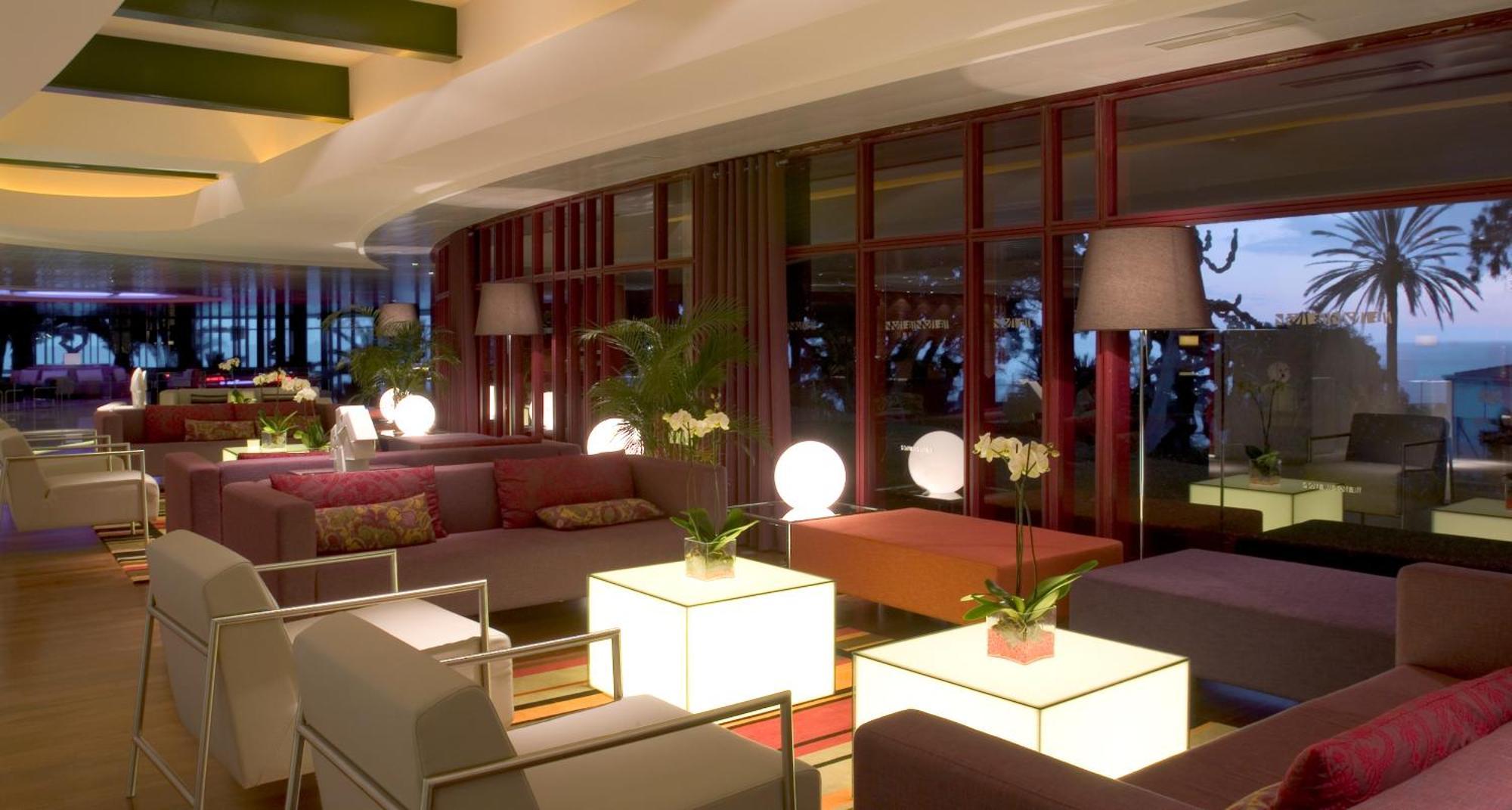 เพสทาน่าคาสิโนพาร์คโฮเต็ลแอ่นด์คาสิโน Hotel ฟุงชาล ภายใน รูปภาพ The lobby of the hotel